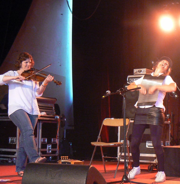cajun fiddle et wasboard
