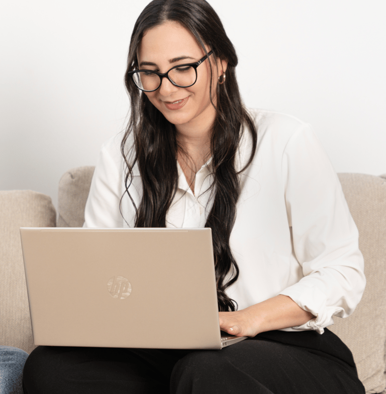 Equipo trabajando en el programa de mentorias