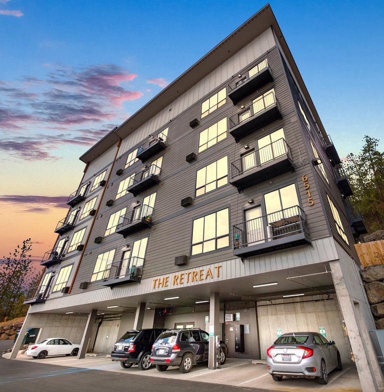 twilight photography apartment buidling