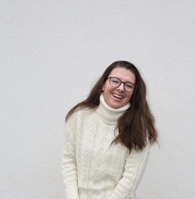 Keli Rejec, psihosocialna svetovalka
