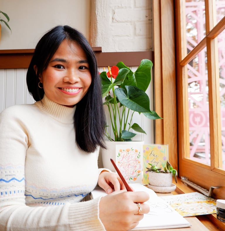 New York City live event artist and calligrapher doing unique customization for a live event