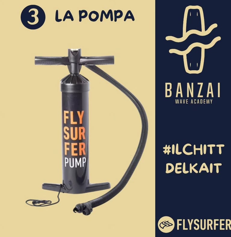 una pompa per gonfiare una vela da kitesurf