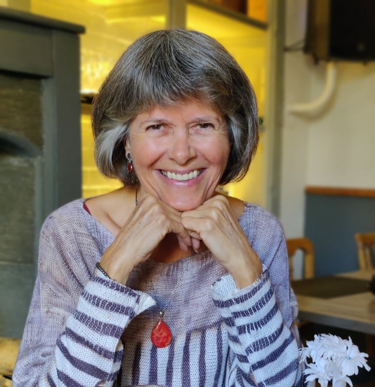 Sara Verrall - Author. smiling