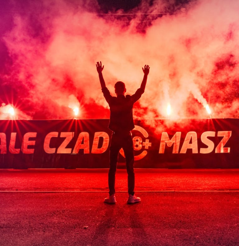 dekoracyjny baner na 18 urodziny w plenerze