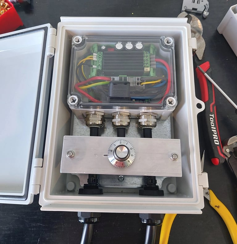 a box with a meter meter meter meter meter meter meter meter meter meter meter meter
