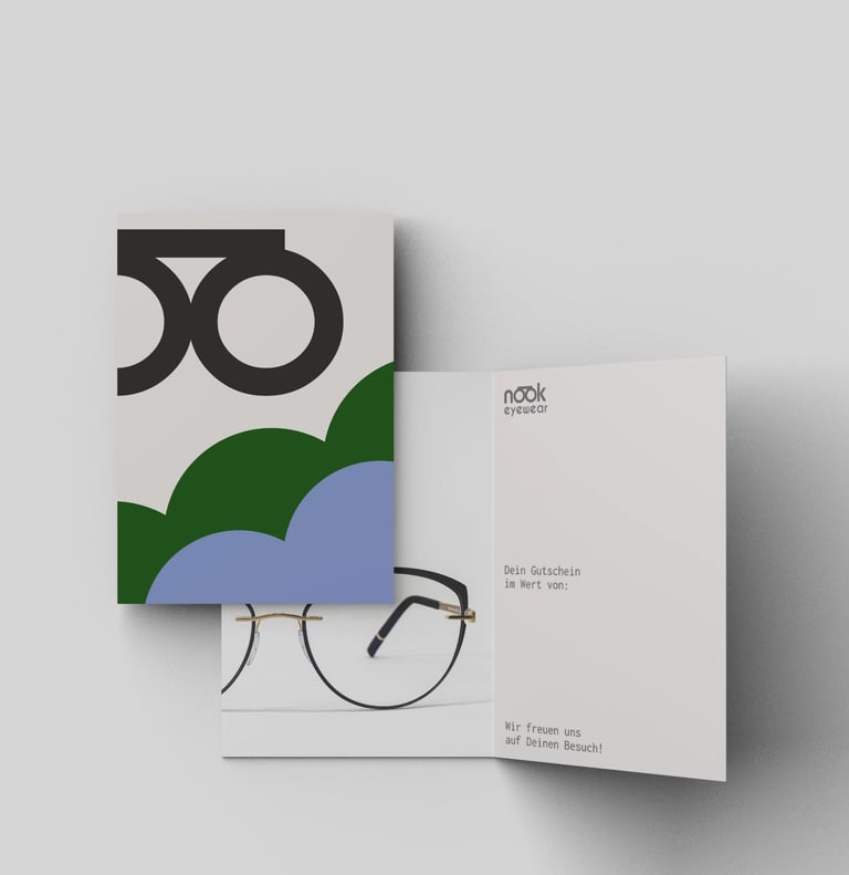 Gestaltung von Printmaterialien wie Flyer, Plakate, Broschüren