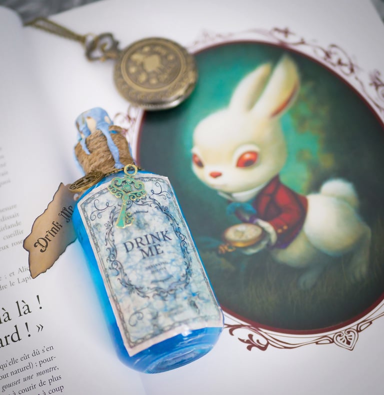 Alice au pays des merveilles potion magique drink me collection
