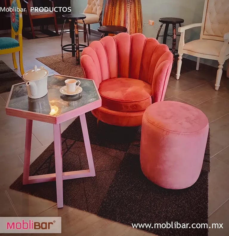 sofas y taburetes
