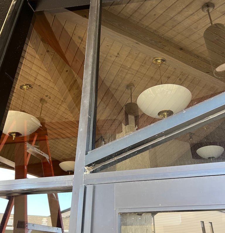 Clean Windows on the Left, Dirty on the Right with Dirty Frames