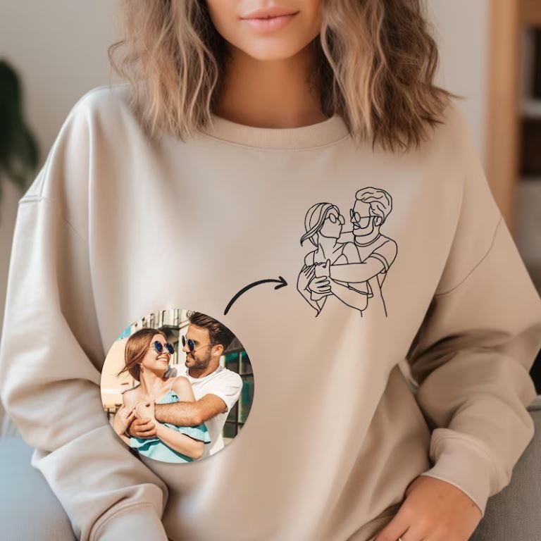 En AvantiRed creamos graficos en sudaderas personalizables