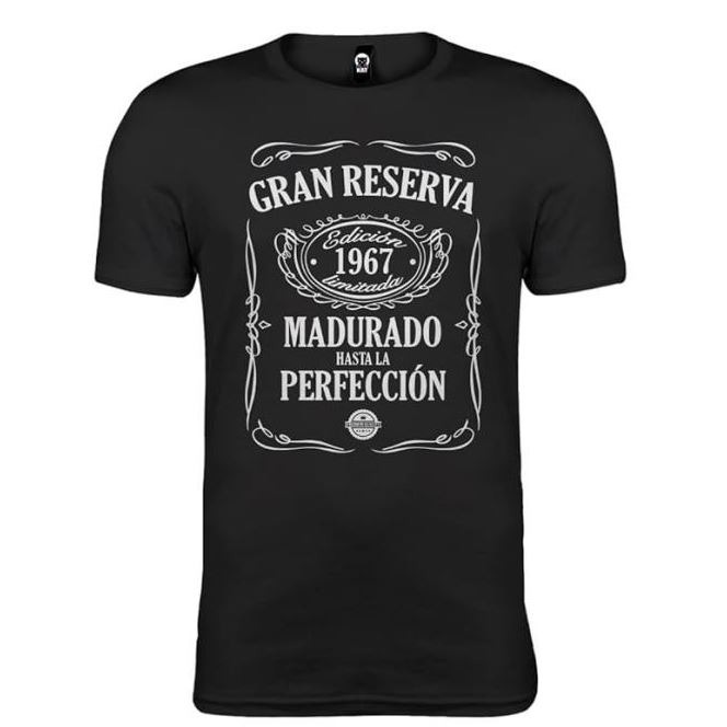 En AvantiRed creamos graficos en playeras personalizables