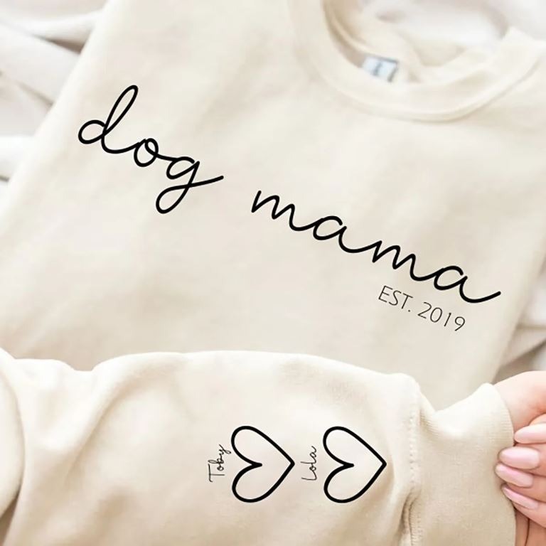 En AvantiRed creamos graficos en sudaderas personalizables