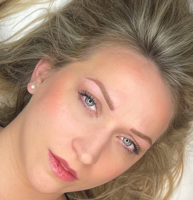 Sourcils cicatrisés après dermopigmentation- pixels maquillage permanent Charleville-Mézières