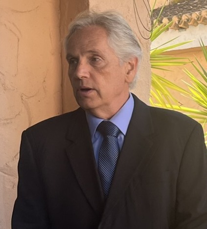  Fotografía de Jorge Mas Sirvent Coautor de los libros Quaternity Nuestro Metodo Libro 0 y Libro 1,