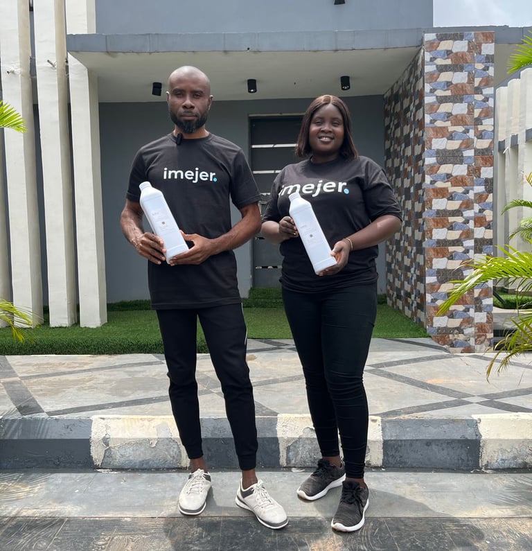 Project managers at imejer holding laser toner powder.