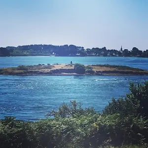 Ty Bayon - Les lieux à visiter - Mégalithes et sites préhistoriques : Cairn de Gavrinis
