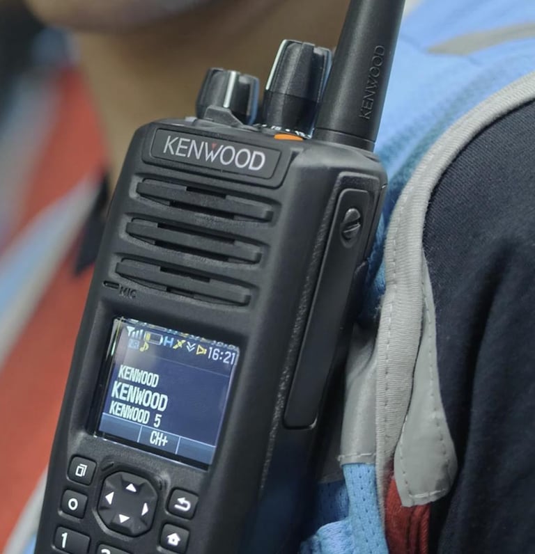 Radio Robusto Kenwood de la Serie NX5000