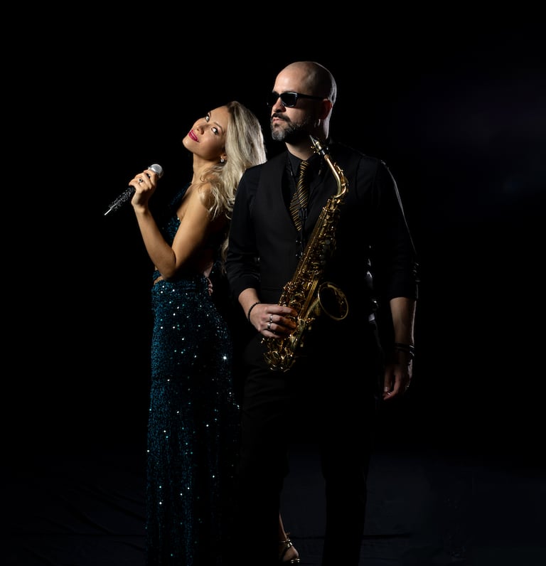 Dúo Cantante y Saxo
