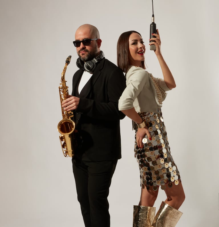 DJ Saxo y Cantante