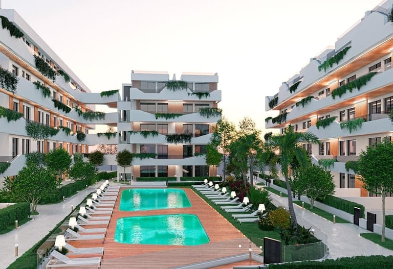 Complexe d’appartements de luxe moderne avec une piscine dans la cour intérieure et des terrasses