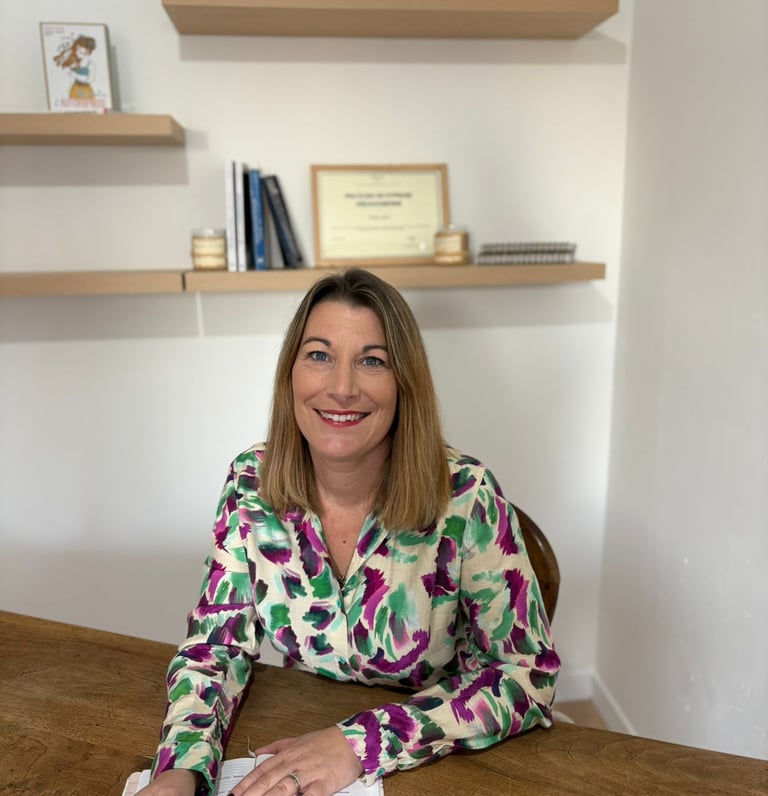 Photo de Cathy BAU, praticienne en Hypnose, à son cabinet de Cantenay-Épinard