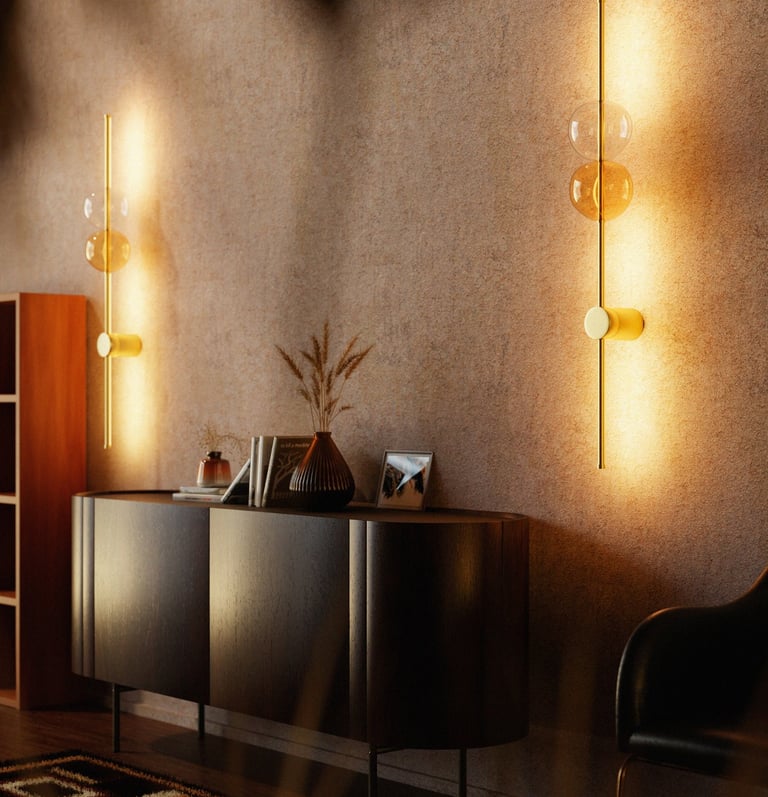 salon moderne avec deux appliques murales dorées et design, éclairant un buffet en bois foncé.