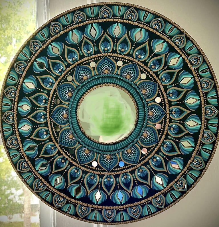 Lippan art, Mirror work with dot art