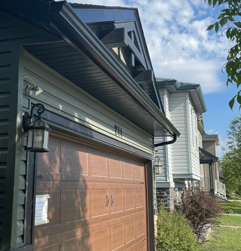 Close-up of seamless aluminum gutter system.