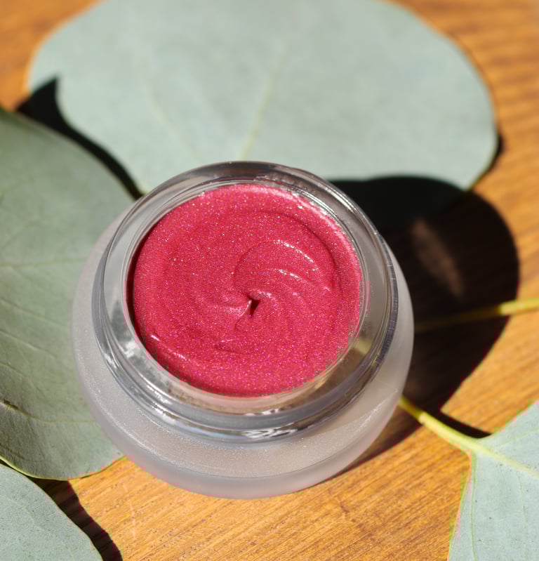 tinted-lip-balm-product-photography