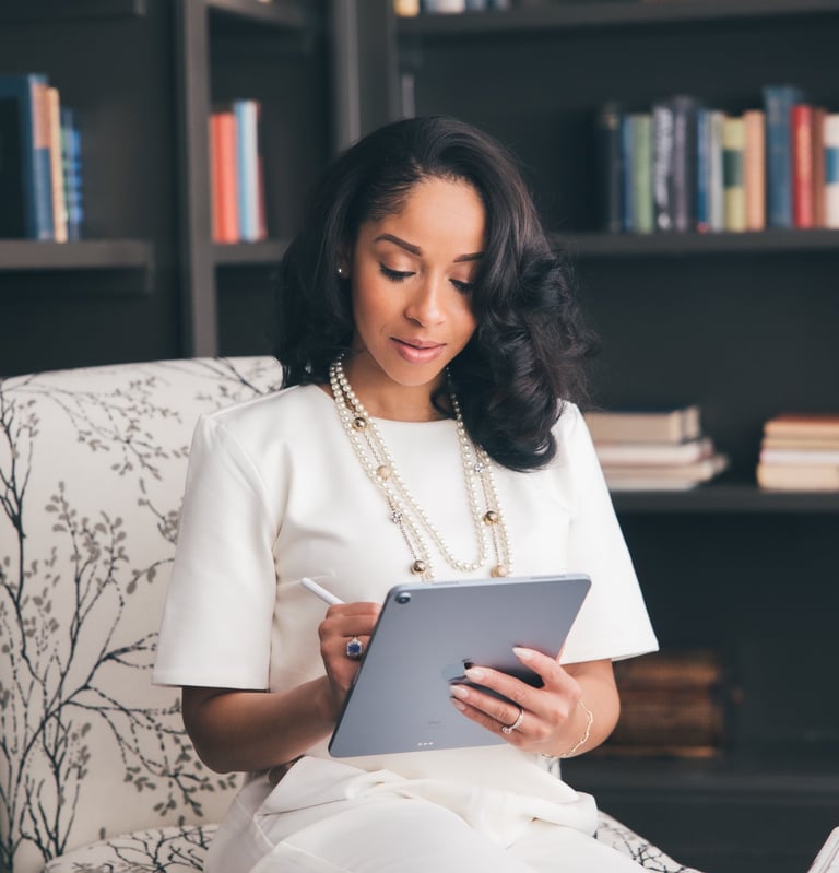 Online Business Management Specialist Saisha Ishag-Osman