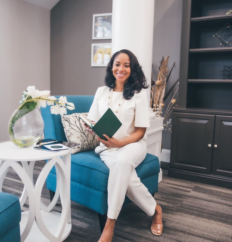 Online Business Management Specialist Saisha Ishag-Osman