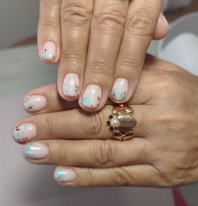 donde hacerse uñas en benidorm