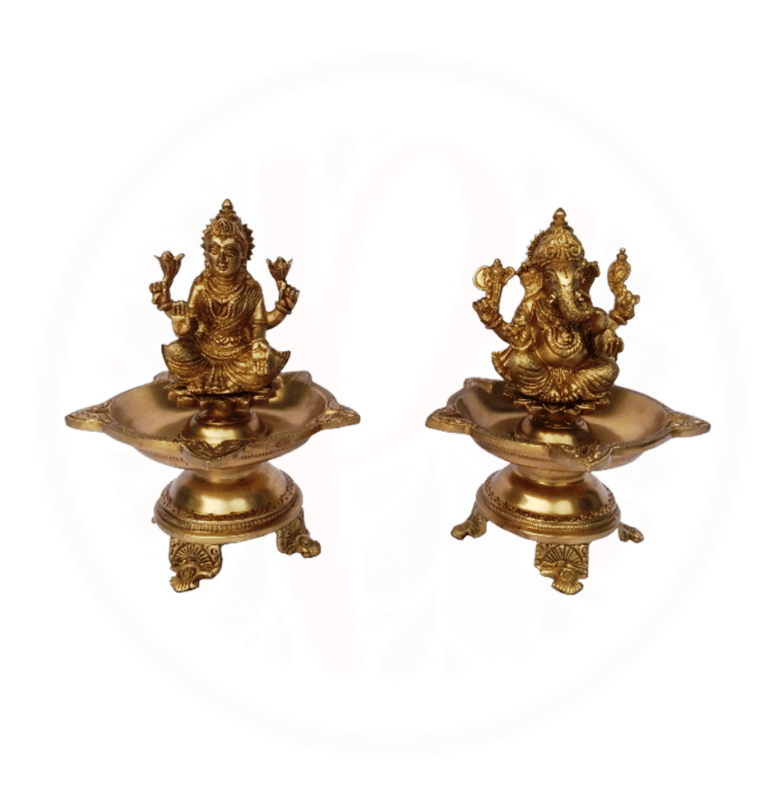 #BrassLamp #IlluminateYourSpace #TimelessElegance #SpiritualDecor #HomeDecor #TraditionalCraftsmansh
