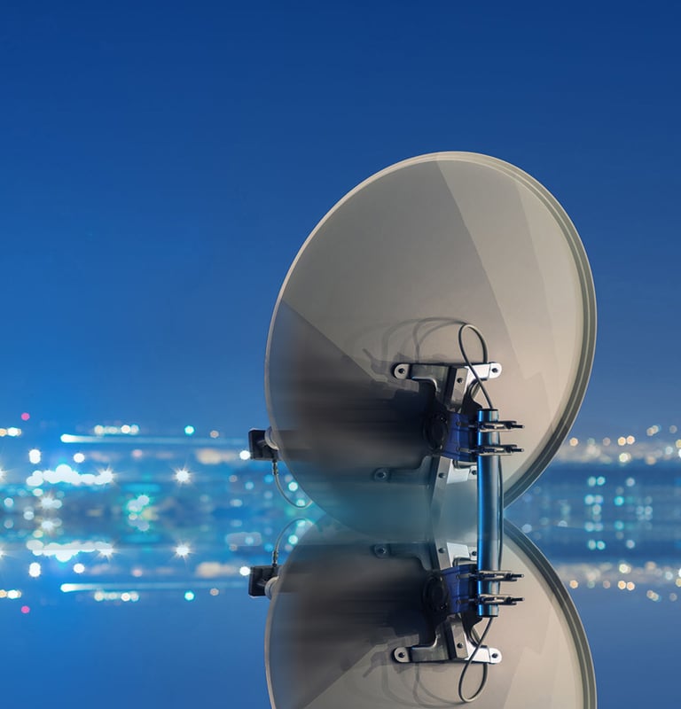 Phonie-Sat installant un système de vidéosurveillance pour un hôtel à Aix-les-Bains