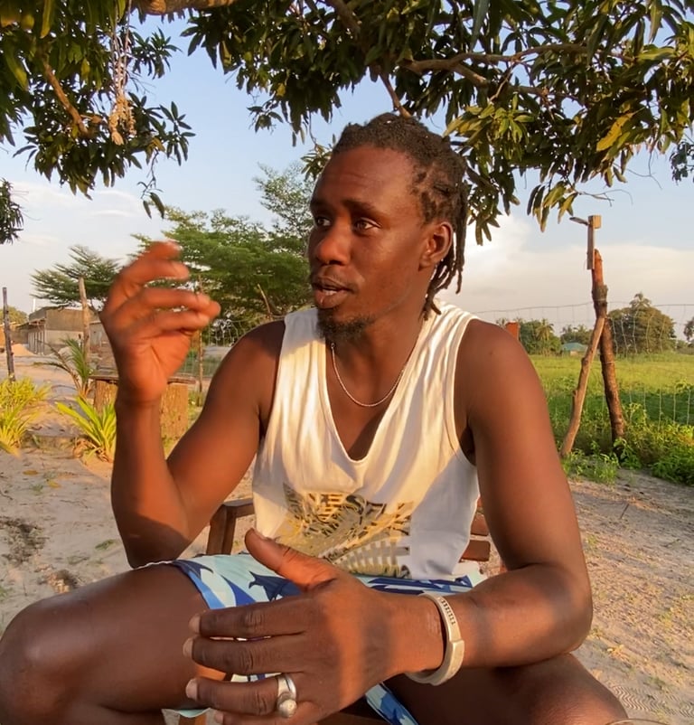 Cheikh, association Bourokk, Référent éducatif engagé, il incarne l’esprit du village