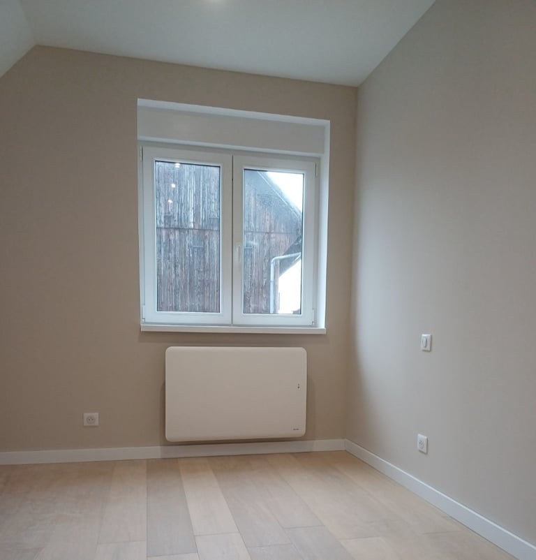 img= pose-peinture-dans-une-chambre-Erstein