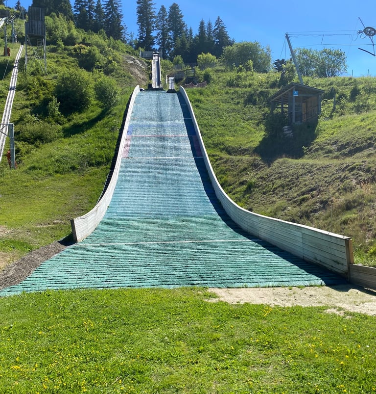 Tremplin de saut à ski d'Autrans dans le Vercors