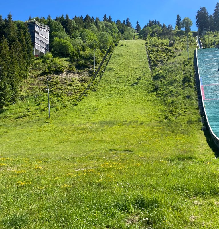 Tremplin de 90m de saut à ski d'Autrans dans le Vercors