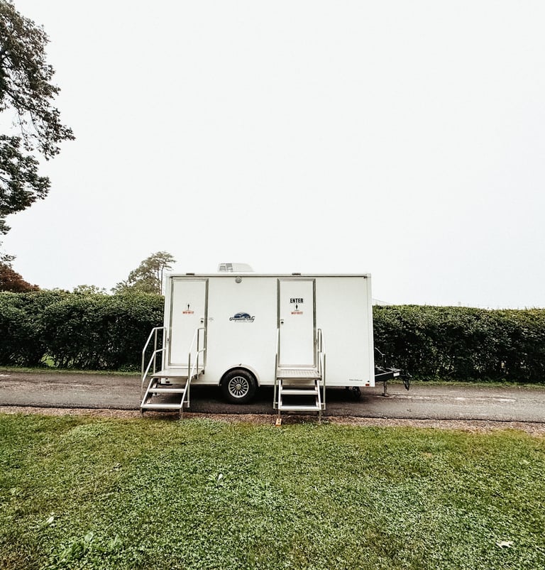 luxury bathroom rentals, luxury restroom rentals, luxury rental bathrooms
