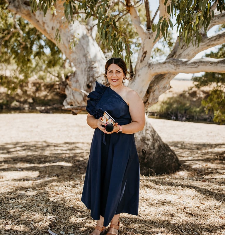Nikki Bowden, Noosa-based authorised marriage celebrant-SUnshine Coast Celebrant 