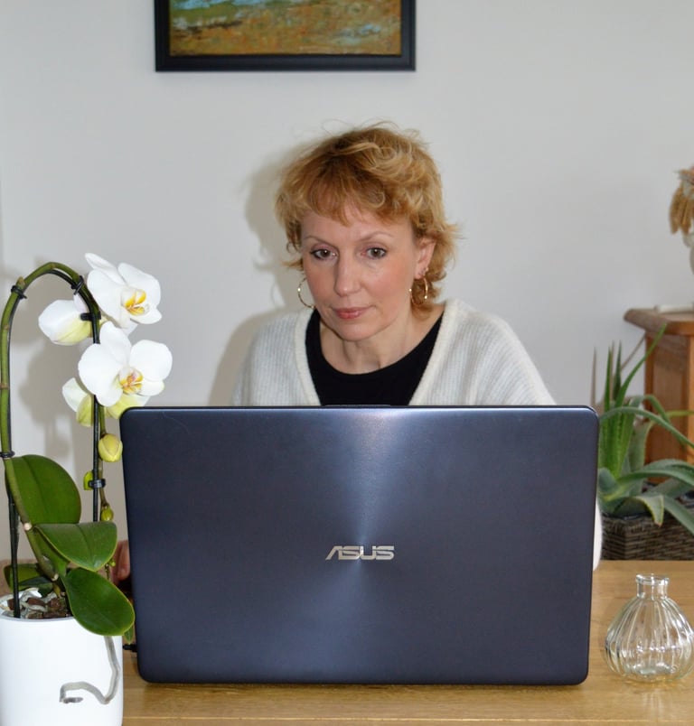 Je peux effectuer la séance de sophrologie en visio si vous êtes dans l'incapacité de vous déplacer.