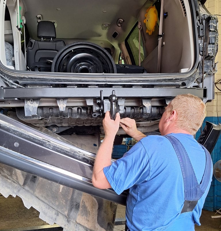 Toyota RAV4 kablio montavimas