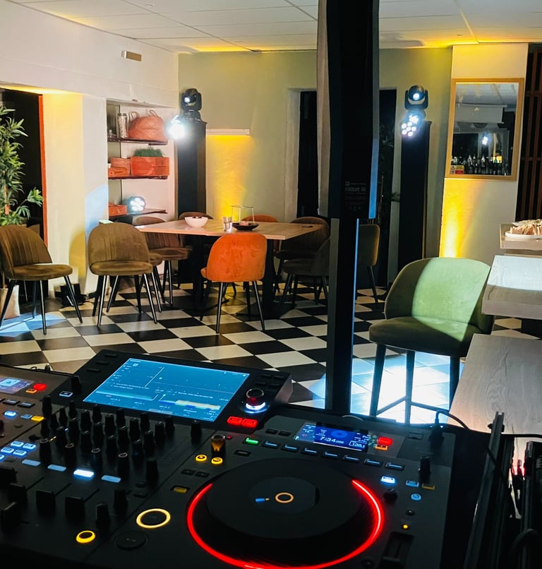 Soirée privée DJ pour anniversaire 18 ans