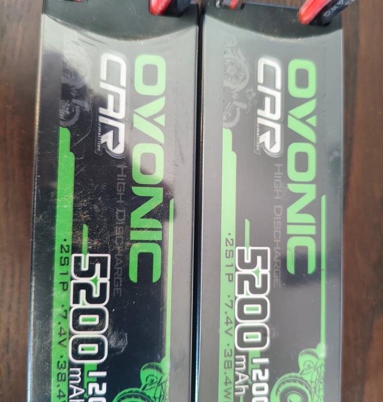 Análise de especificações de 5200mAh e 38.4Wh em baterias LiPo Ovonic 2S para teste de autonomia.