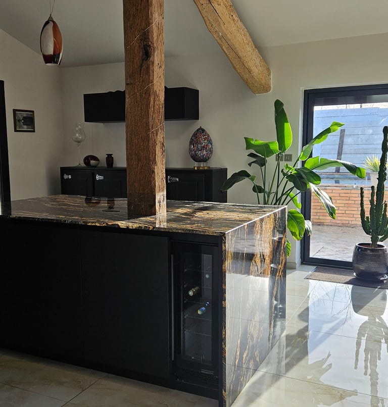 ilot de cuisine en quartzite black taurus à bordeaux