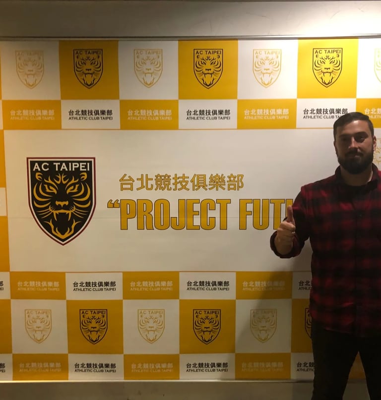Abel Lorenzo Agras durante su presentación como director deportivo en AC Taipei