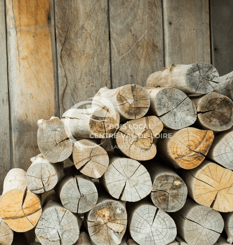 empilement d'un tas de bûches