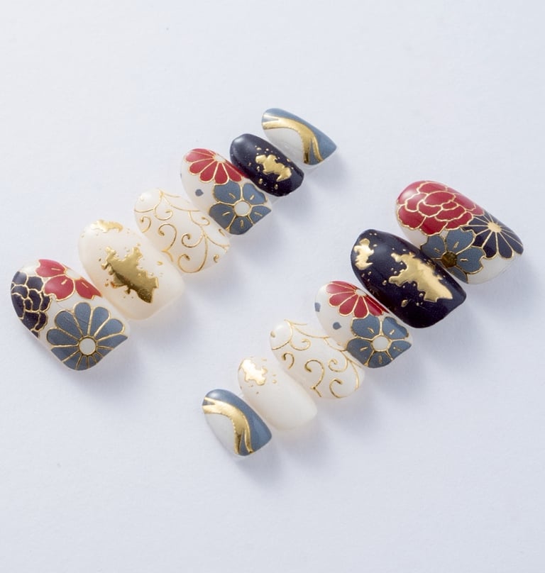 幽雅清秀のネイルチップ