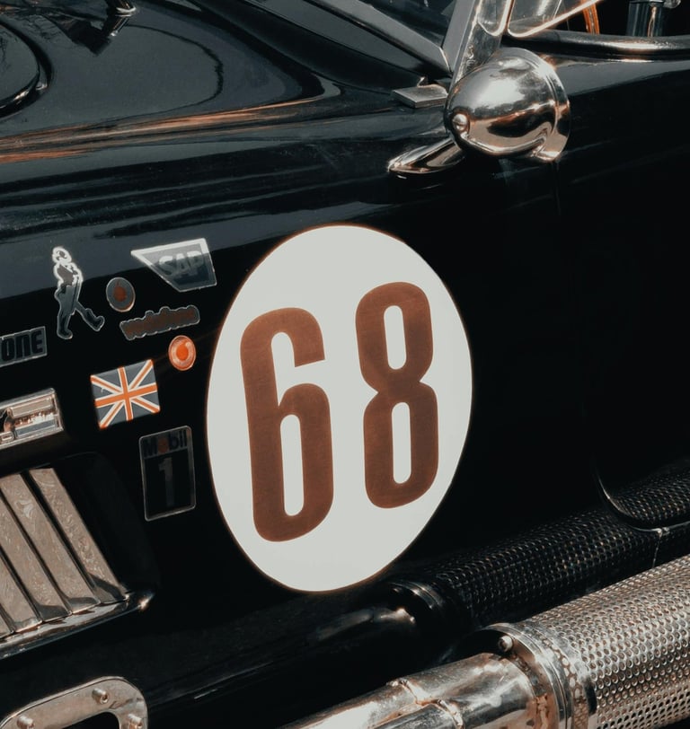 Automobile illustrant un accompagnement personnalisé pour votre véhicule