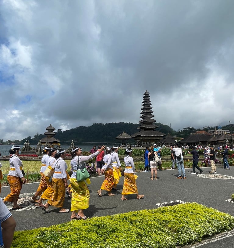 tradycyjny strój balijski